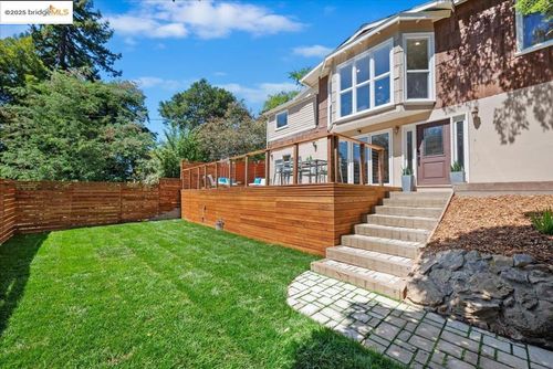 164 Duncan Way, Oakland, CA, 94611-1911 | Card Image