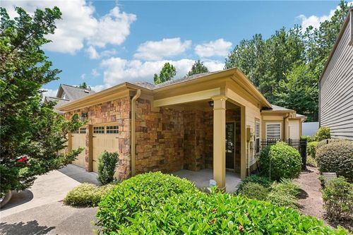 204 Oakleaf Dr, Acworth, GA, 30102-7573 | Card Image