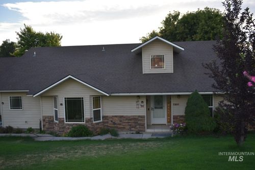 150 Jerome St, Wendell, ID, 83355-5096 | Card Image