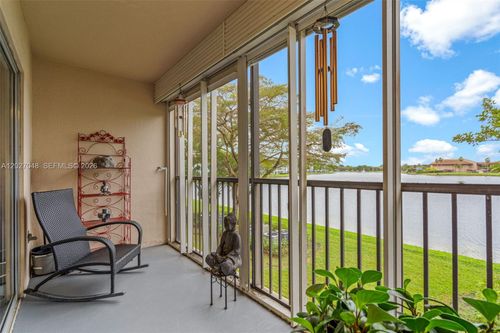 211e-13355 Sw 16th Ct, Pembroke Pines, FL, 33027-2488 | Card Image