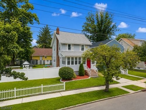 512 W 3rd Ave, Roselle, NJ, 07203-1706 | Card Image