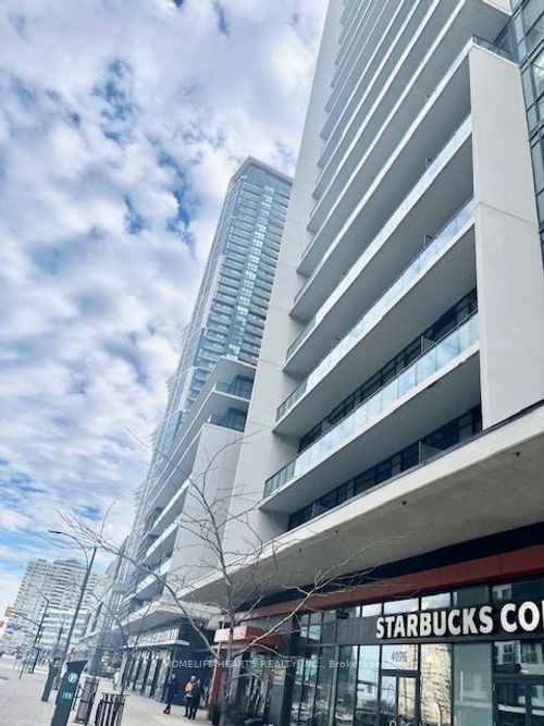 {{alt}} | Card Image