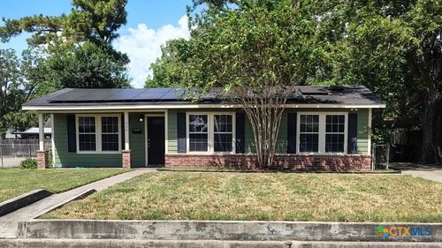 504 E Convent St, Victoria, TX, 77901-8234 | Card Image