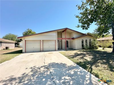 1706 Standridge Street, House other with 3 bedrooms, 2 bathrooms and null parking in Killeen TX | Image 2