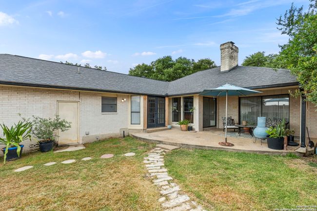 6210 Meadow Grv, House other with 3 bedrooms, 2 bathrooms and null parking in Windcrest TX | Image 27
