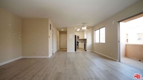 10-1538 Stanford St, Santa Monica, CA, 90403 | Card Image