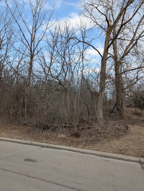 1433 98th Avenue Ct W, Rock Island, IL, 61201-7893 | Card Image