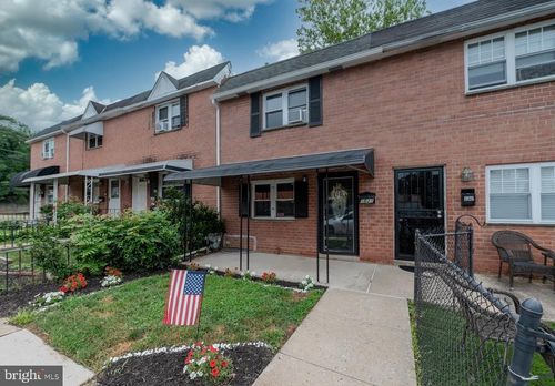 1028 Walnut St, NORRISTOWN, PA, 19401-4065 | Card Image