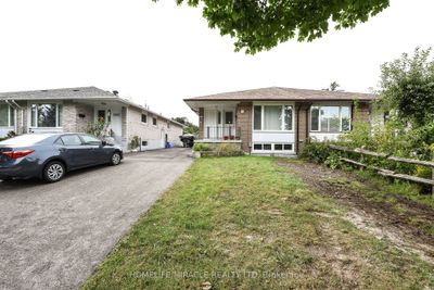 MAIN - 1559 Sandgate Cres, Home with 3 bedrooms, 1 bathrooms and 2 parking in Mississauga ON | Image 2