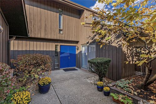 12a-452-59 Bramble Ln, Aurora, OH, 44202-9123 | Card Image
