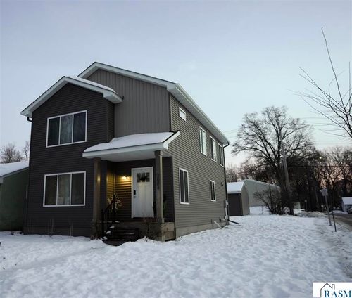 2084 Reaney Ave E, Saint Paul, MN, 55119-3946 | Card Image