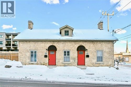 16-16 St Andrews St, Cambridge, ON, N1S1M4 | Card Image