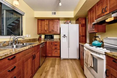 51 - Bean Creek Road, Condo with 2 bedrooms, 2 bathrooms and 1 parking in Scotts Valley CA | Image 2