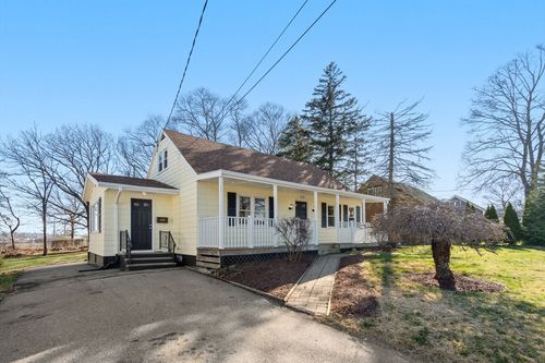 113 Johnson St, Somerset, MA, 02726-2804 | Card Image