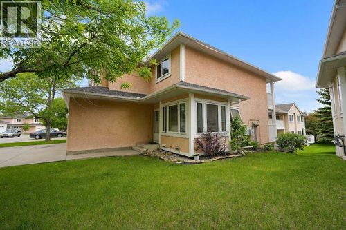 388 Sandarac Dr Nw, Calgary, AB, T3K4E3 | Card Image