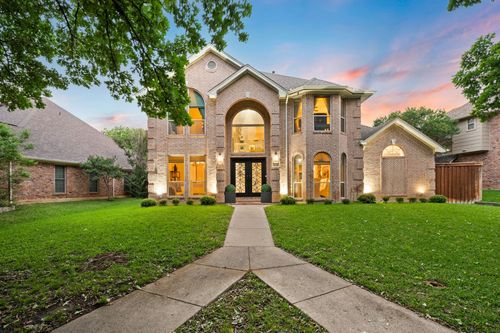 3036 Creekview Dr, Grapevine, TX, 76051-4252 | Card Image