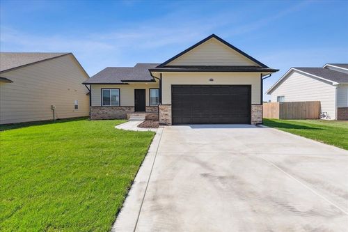 8789 E Summerside Pl, Bel Aire, KS, 67226-7696 | Card Image