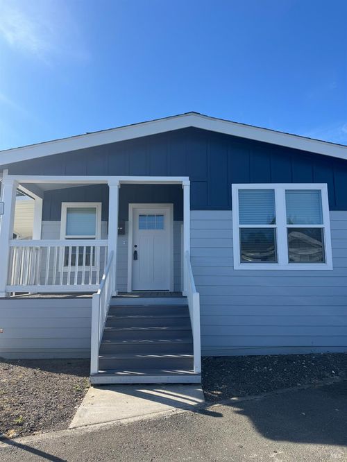 302 Floral Dr, Cotati, CA, 94931-4309 | Card Image