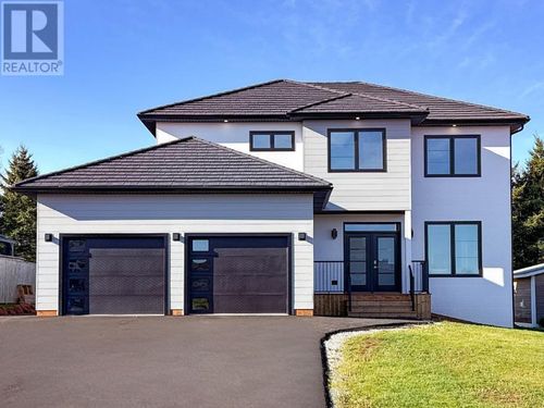 7 Maple Leaf Row, Stratford, PE, C1B4C9 | Card Image