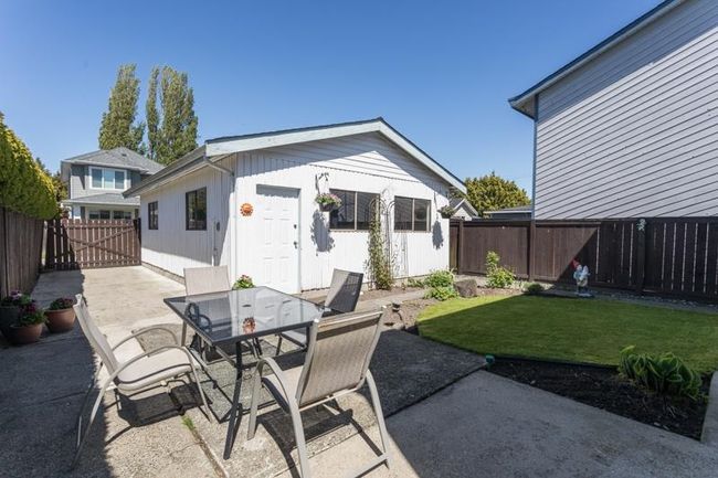 3611 Broadway Street, House other with 3 bedrooms, 2 bathrooms and 1 parking in Richmond BC | Image 28