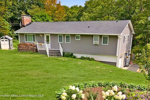 3 Oriole Dr, Woodstock, NY, 12498-1920 | Card Image