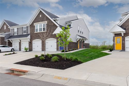 5203 Hazeltine Ln, Lebanon, OH, 45036-3561 | Card Image