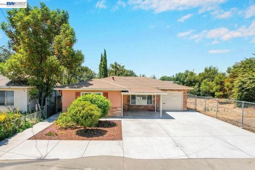 33327 2nd St, Union City, CA, 94587-2101 | Card Image