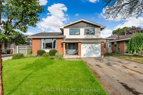 30 Owen Pl, Hamilton, ON, L8G2H2 | Card Image