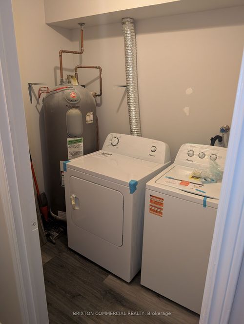 303-75 Elm Street, St Thomas, ON, N5R1H7 | Card Image