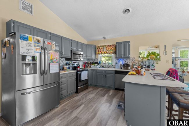 427 Harbour View Dr, House other with 3 bedrooms, 2 bathrooms and null parking in Kill Devil Hills NC | Image 6