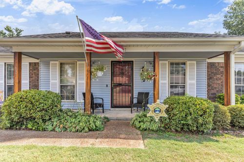 6371 Briergate Dr, Bartlett, TN, 38134-3751 | Card Image