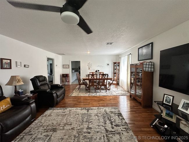 611 E Highway 1, House other with 3 bedrooms, 2 bathrooms and null parking in Allen OK | Image 24