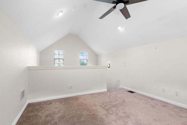 Upstairs bonus room perfect for an office | Image 32