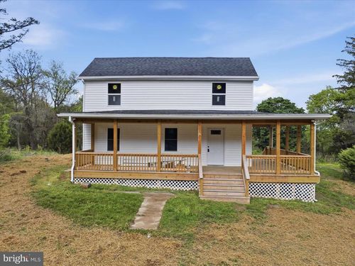 5909 Charles Town Rd, KEARNEYSVILLE, WV, 25430-2840 | Card Image