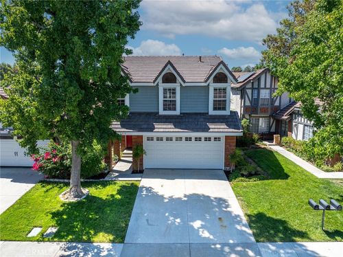19740 Elizabeth Way, Canyon Country, CA, 91351-4830 | Card Image