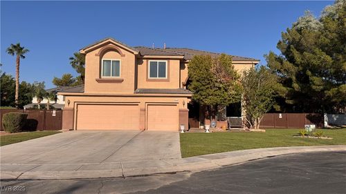 6113 Iron Kettle St, Las Vegas, NV, 89130-1065 | Card Image