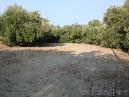 1252 Navel Pl, Vista, CA, 92081 | Card Image