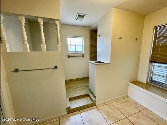 48 Country Club Rd, House other with 4 bedrooms, 2 bathrooms and null parking in Cocoa Beach FL | Image 32