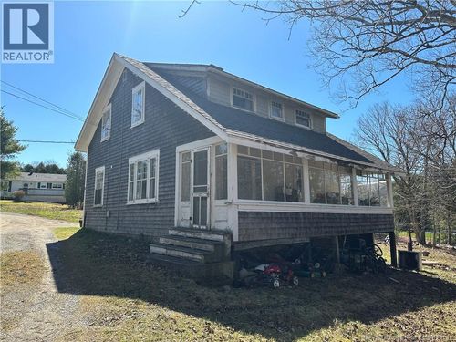 16 Clark Rd, Rothesay, NB, E2E2H1 | Card Image