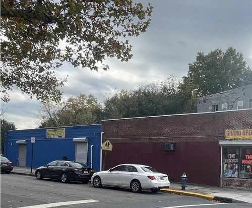 630-628 Grove St, Irvington, NJ, 07111-3717 | Card Image