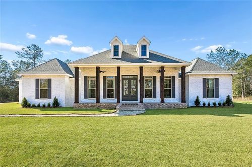 184 Warrior Trce, Covington, LA, 70435-8813 | Card Image