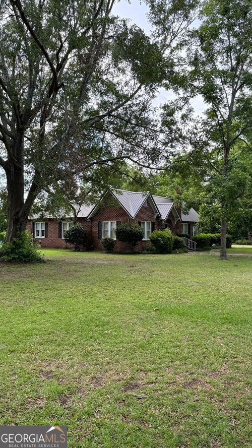 186 E Brumby Ave, Reidsville, GA, 30453-4836 | Card Image