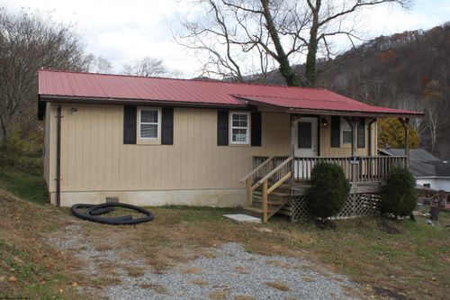 36 Fryers Aly, Webster Springs, WV, 26288-1086 | Card Image