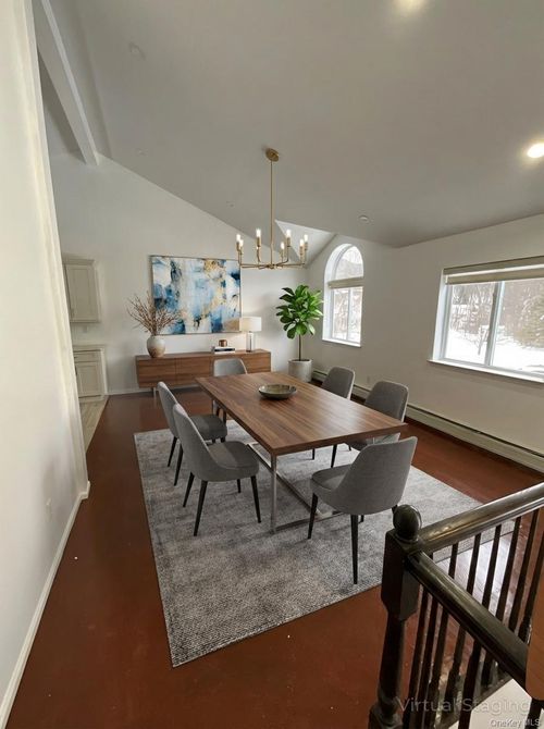 7 Country Holw, Highland Mills, NY, 10930-2141 | Card Image