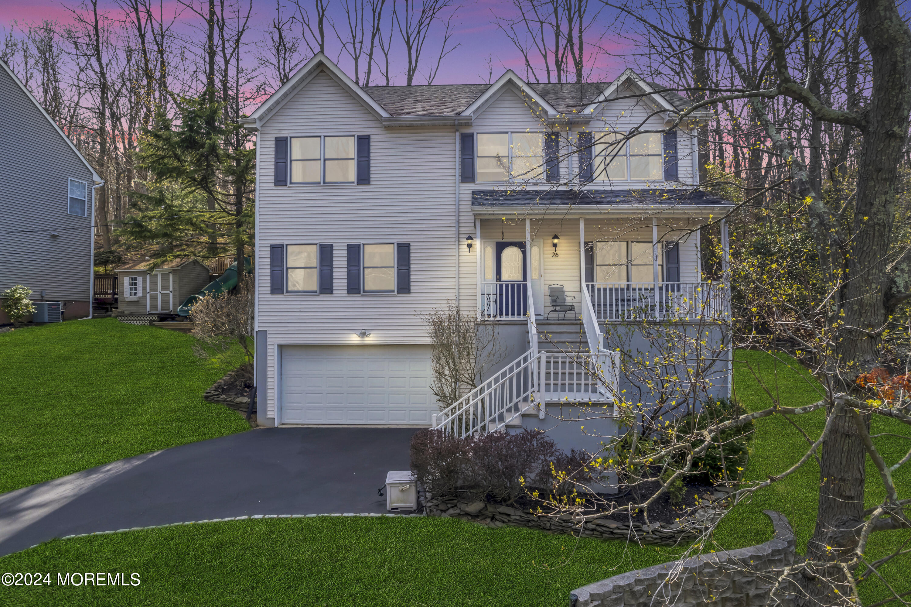 Grand Tour , Highlands, NJ 07732