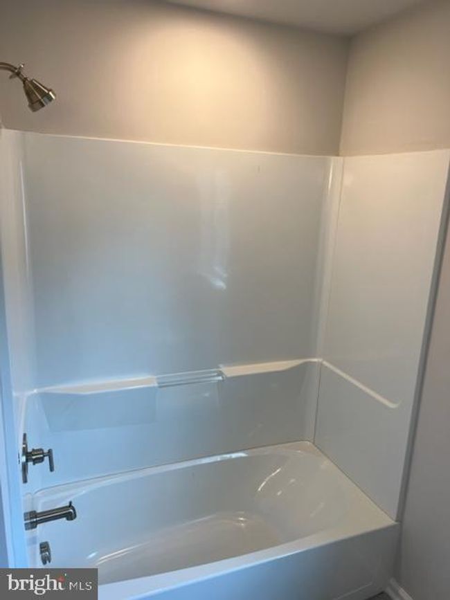 UNIT-4 - 215 E Linden St, Condo with 2 bedrooms, 1 bathrooms and null parking in KENNETT SQUARE PA | Image 32