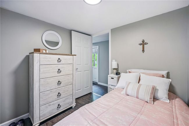 2nd bedroom | Image 31