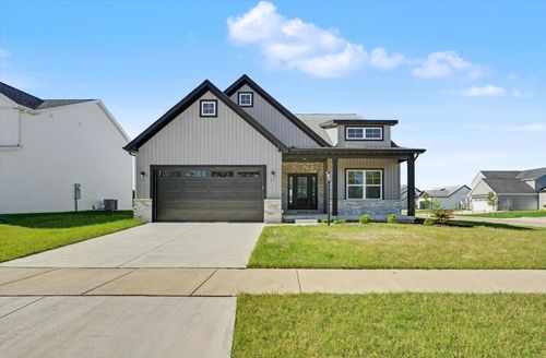 19 Meadow Dr, Monticello, IL, 61856-8466 | Card Image