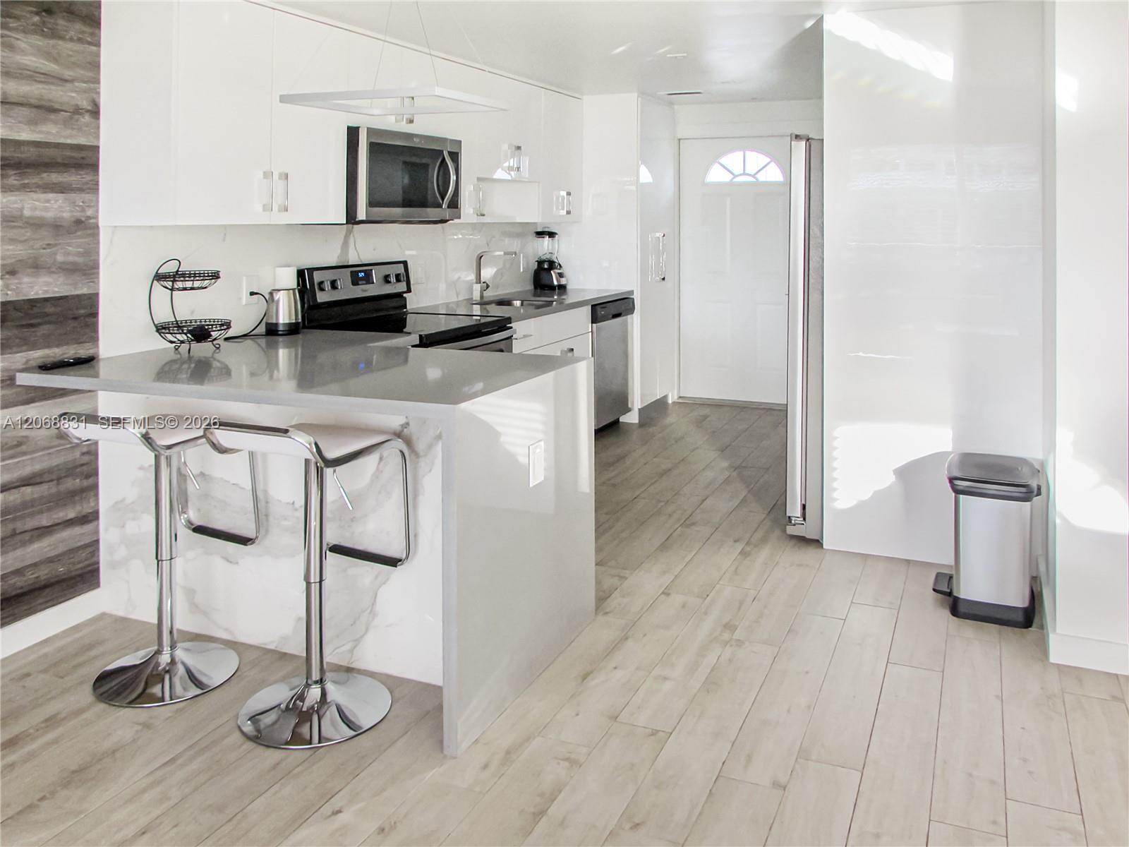 Residential Lease in Miami Shores 4