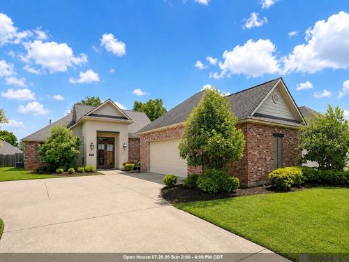 37464 Cypress Hollow Ave, Prairieville, LA, 70769-4445 | Card Image